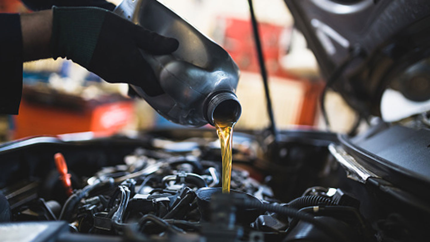 Cost of Oil Change for BMW: What You May Expect